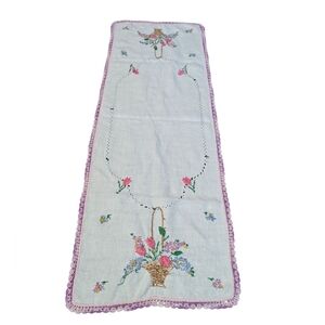 Vtg Hand Embroidered Flowers Crochet Edge Dresser Scarf Table Runner 12x35"